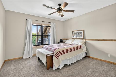 912 14th Street NE Montgomery MN 56069
