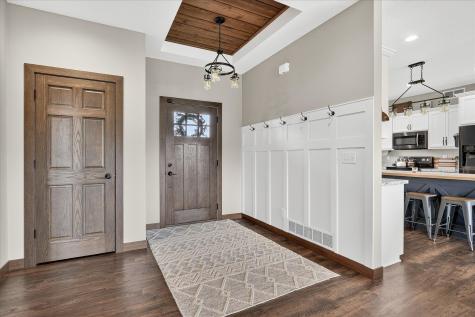 912 14th Street NE Montgomery MN 56069