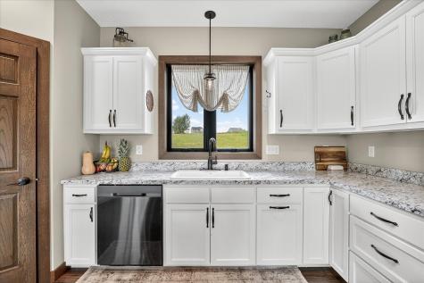 912 14th Street NE Montgomery MN 56069
