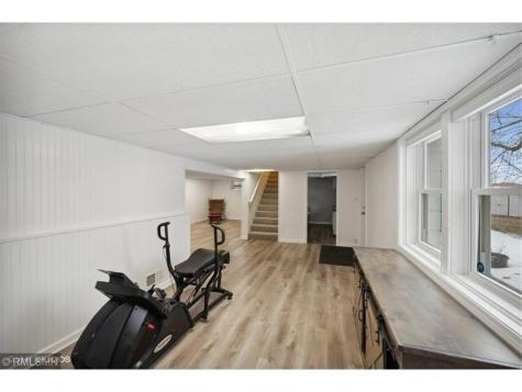 5825 Decatur Avenue N New Hope MN 55428