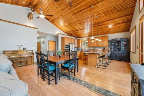 24560 Cedar Point Road New Prague MN 56071