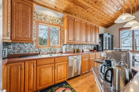 24560 Cedar Point Road New Prague MN 56071