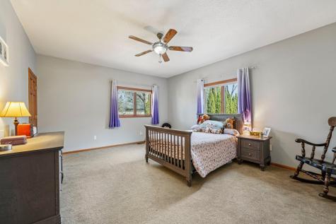 24560 Cedar Point Road New Prague MN 56071
