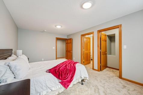 24560 Cedar Point Road New Prague MN 56071