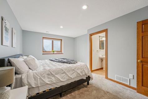 24560 Cedar Point Road New Prague MN 56071