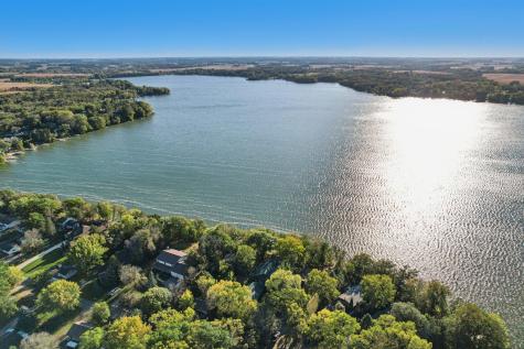 24560 Cedar Point Road New Prague MN 56071