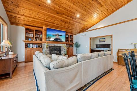 24560 Cedar Point Road New Prague MN 56071