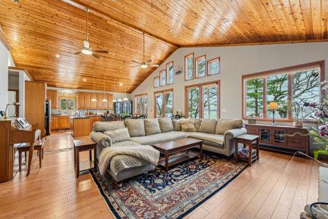 24560 Cedar Point Road New Prague MN 56071