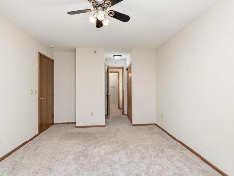 7605 Edinborough Way Edina MN 55435
