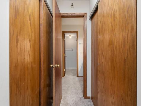 7605 Edinborough Way Edina MN 55435
