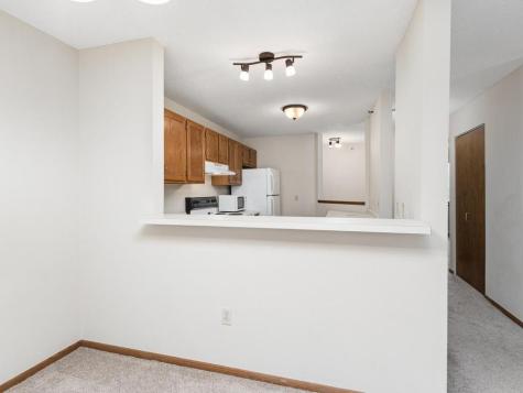 7605 Edinborough Way Edina MN 55435