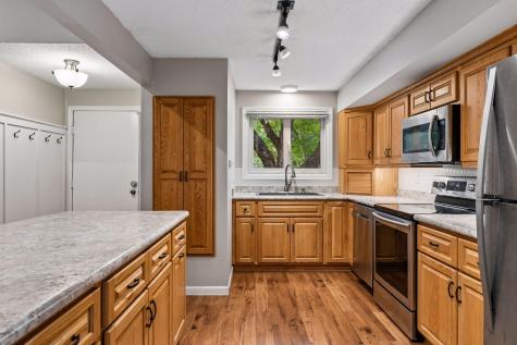 8450 Hiawatha Avenue Eden Prairie MN 55347