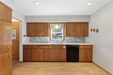 5900 Ensign Avenue N New Hope MN 55428