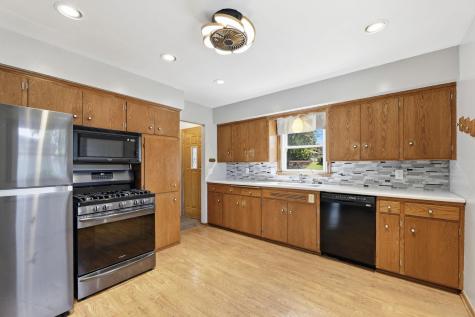 5900 Ensign Avenue N New Hope MN 55428