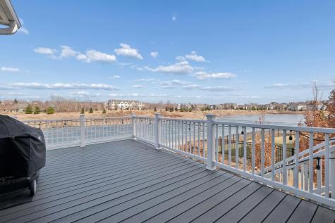 1620 Bluewater Lane Woodbury MN 55129