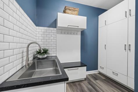 1620 Bluewater Lane Woodbury MN 55129