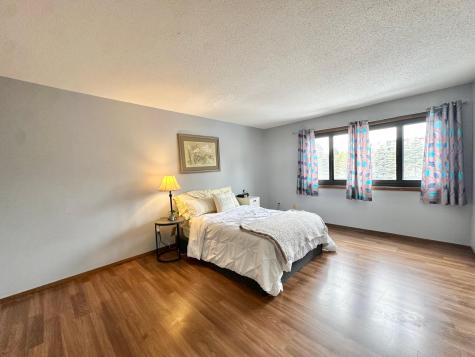 4120 Parklawn Avenue Edina MN 55435