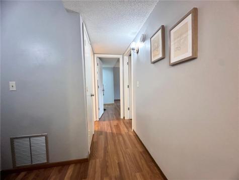 4120 Parklawn Avenue Edina MN 55435