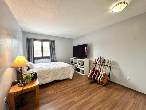 4120 Parklawn Avenue Edina MN 55435