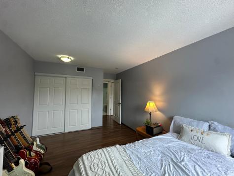 4120 Parklawn Avenue Edina MN 55435