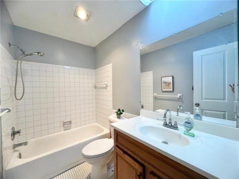 4120 Parklawn Avenue Edina MN 55435