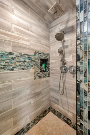 5134 340th Avenue Blue Earth MN 56013