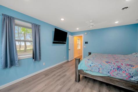 5134 340th Avenue Blue Earth MN 56013