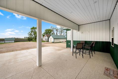 5134 340th Avenue Blue Earth MN 56013