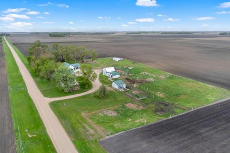 5134 340th Avenue Blue Earth MN 56013