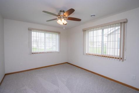 320 Gull Path Mankato MN 56001