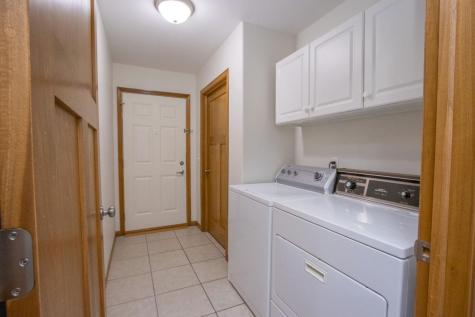 320 Gull Path Mankato MN 56001