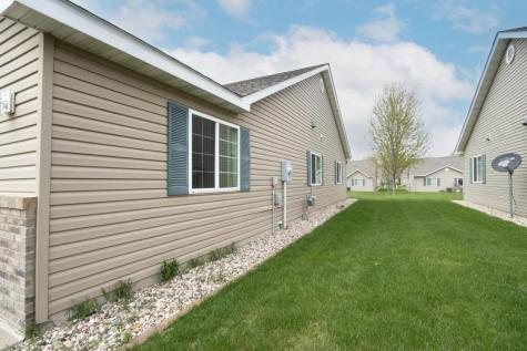 320 Gull Path Mankato MN 56001