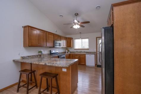 320 Gull Path Mankato MN 56001