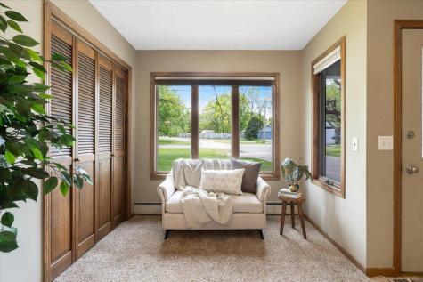 605 Chinook Avenue SW Avon MN 56310