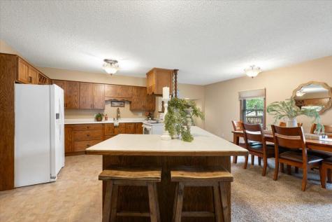 605 Chinook Avenue SW Avon MN 56310