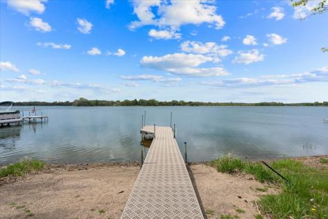 605 Chinook Avenue SW Avon MN 56310