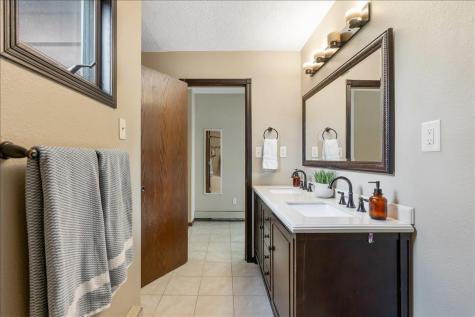 605 Chinook Avenue SW Avon MN 56310