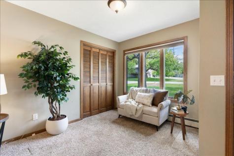 605 Chinook Avenue SW Avon MN 56310