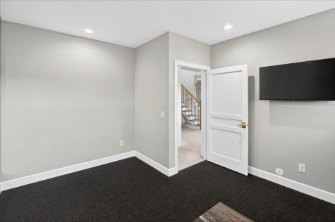 101 Spring Farm Road North Oaks MN 55127
