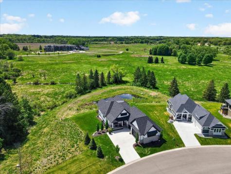 101 Spring Farm Road North Oaks MN 55127