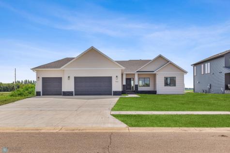 1562 75 Avenue S Fargo ND 58104