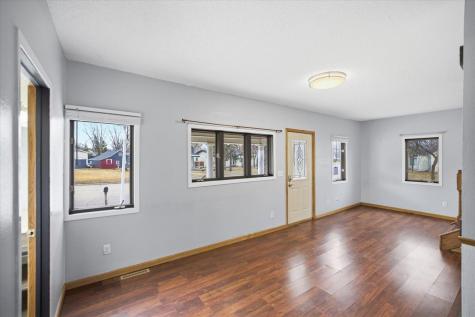 327 2nd Street NE Barnesville MN 56514