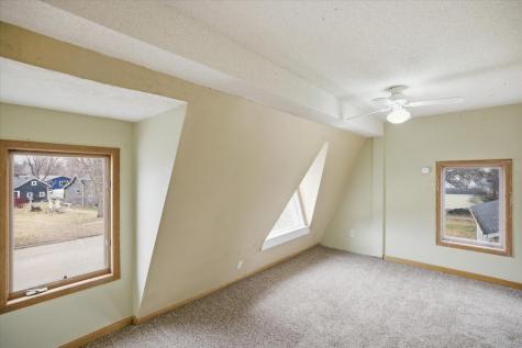 327 2nd Street NE Barnesville MN 56514