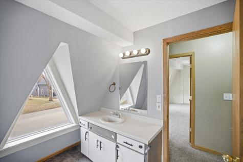 327 2nd Street NE Barnesville MN 56514