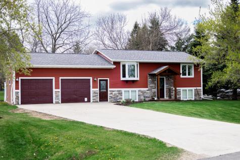1312 Moorstone Drive NE Alexandria MN 56308