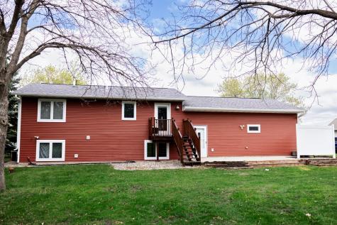 1312 Moorstone Drive NE Alexandria MN 56308
