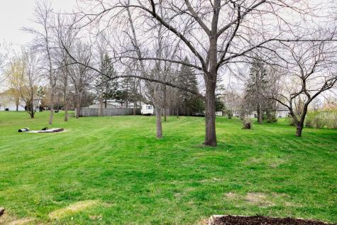1312 Moorstone Drive NE Alexandria MN 56308