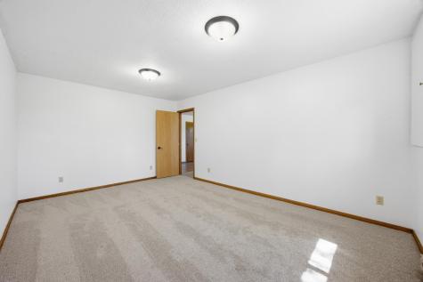 1908 20th Avenue S Fargo ND 58103