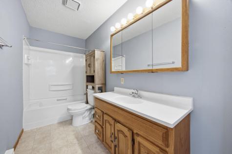 1908 20th Avenue S Fargo ND 58103