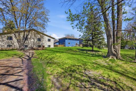 1908 20th Avenue S Fargo ND 58103